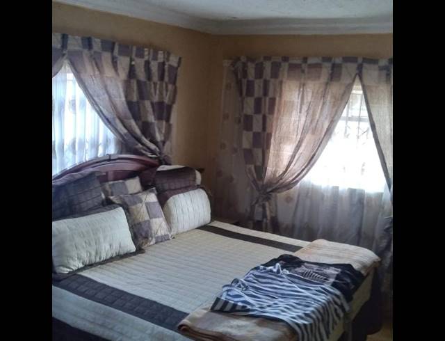 2 BEDROOM HOUSE FOR SALE IN ATTERIDGEVILLE